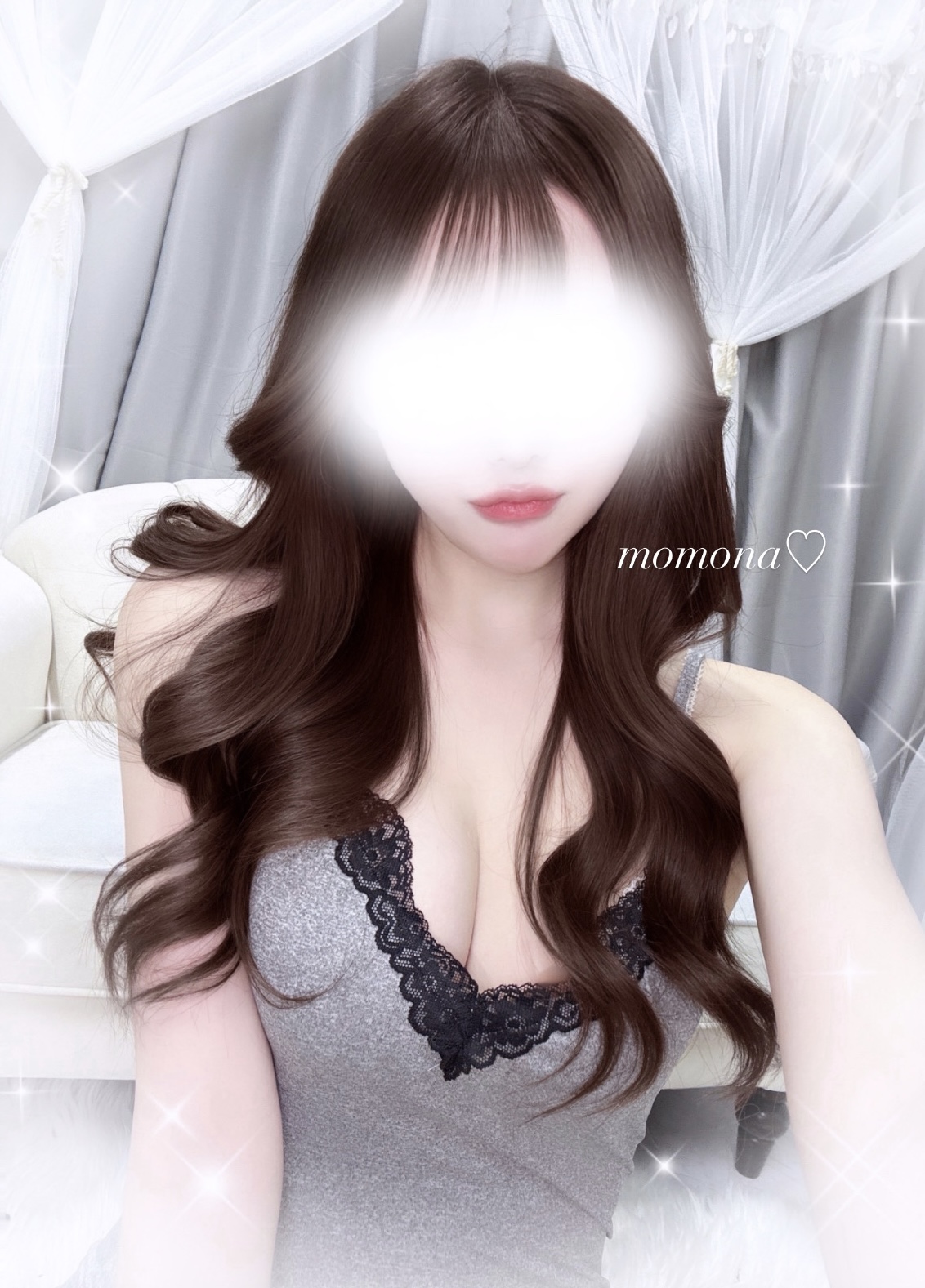 ももな