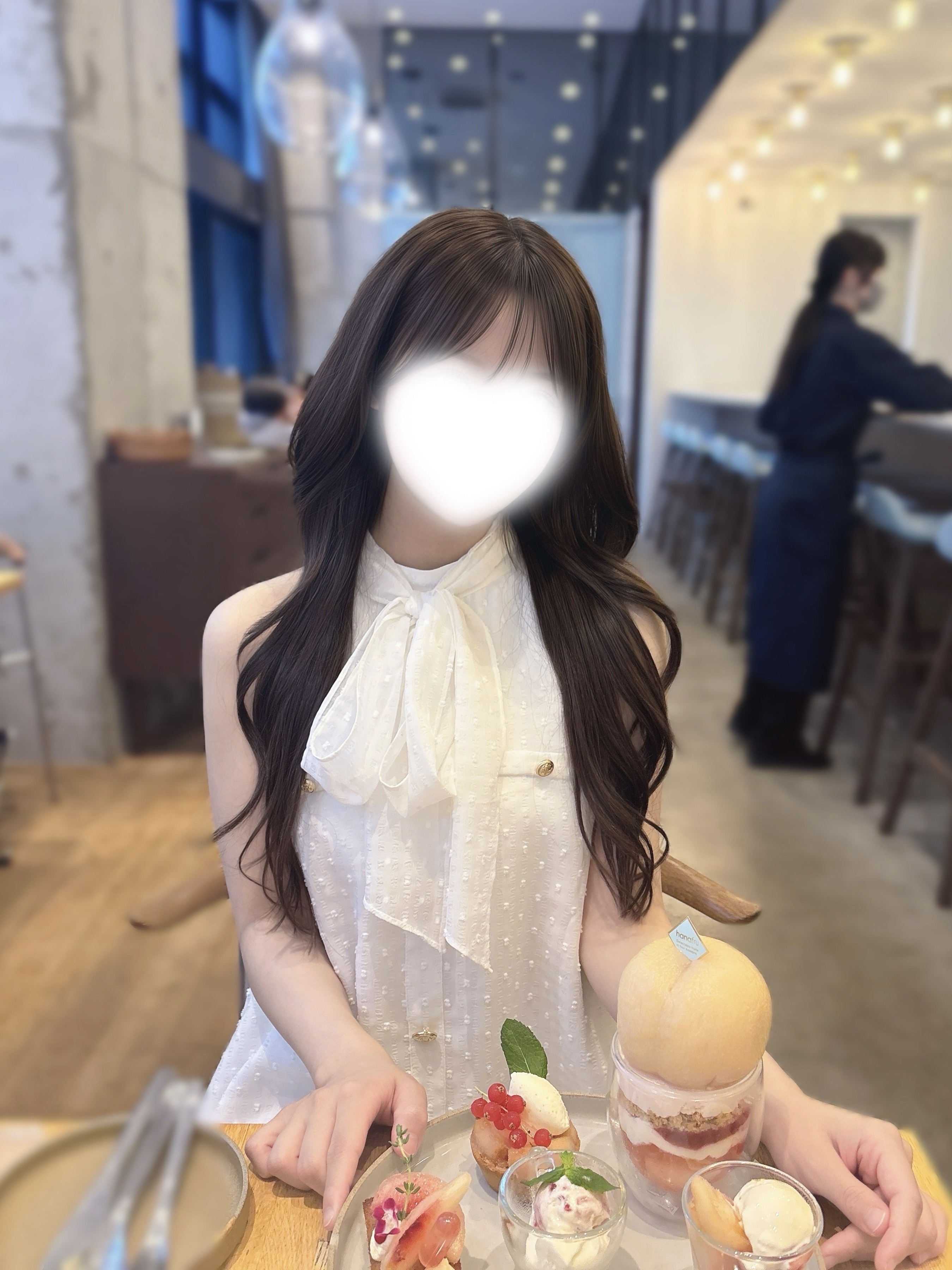 つき